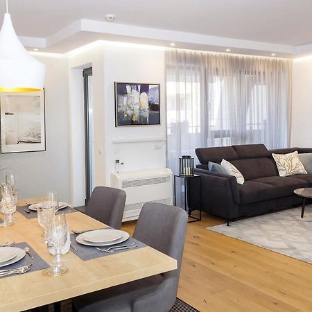 Sea&City Deluxe Apartment - Top Center Varna By Flat Mаnager ภายนอก รูปภาพ