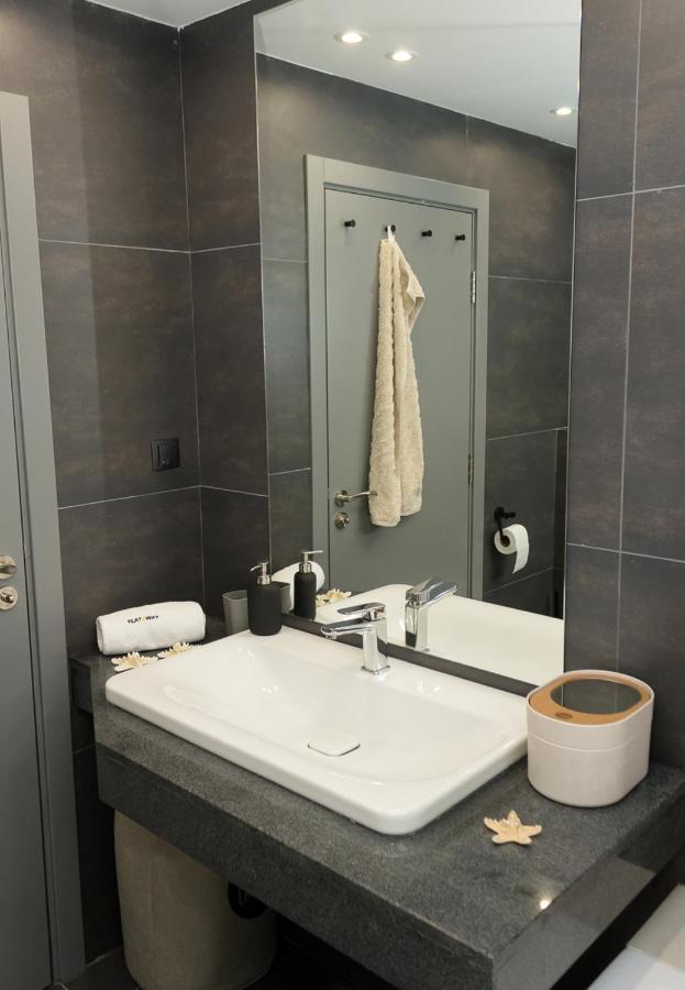 Sea&City Deluxe Apartment - Top Center Varna By Flat Mаnager ภายนอก รูปภาพ