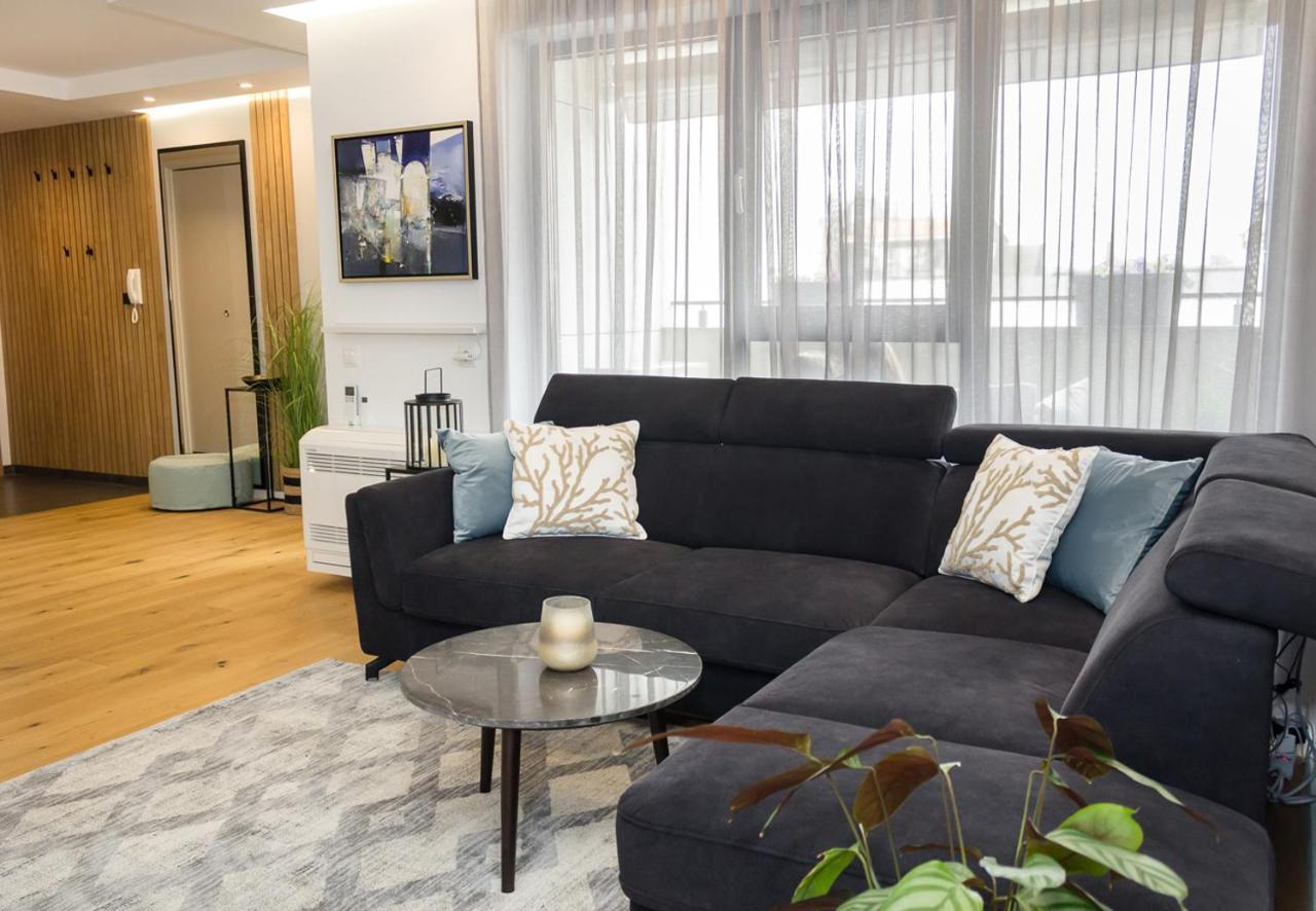 Sea&City Deluxe Apartment - Top Center Varna By Flat Mаnager ภายนอก รูปภาพ